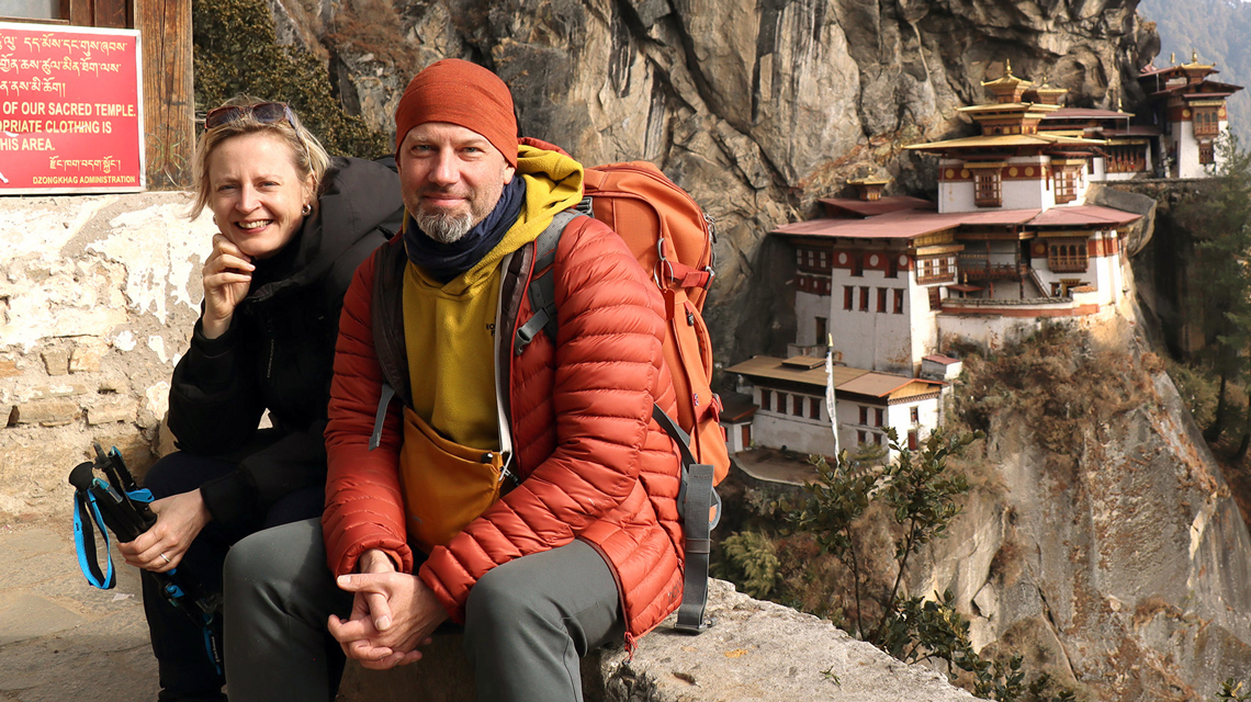 Am Taktsang Kloster in Bhutan auf über 3.100 Meter Höhe © Anja Landgraf, Jan-Christoph Daniel